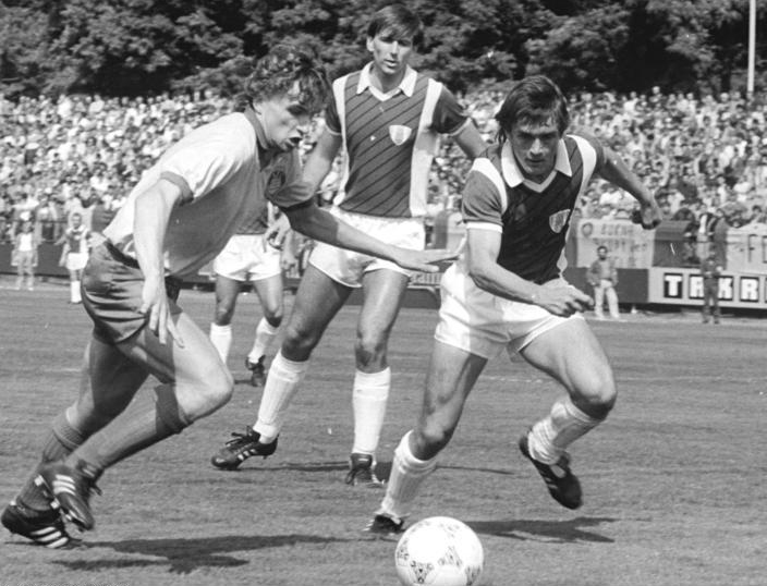 Heiko Scholz (le.) playing for Lok Leipzig - 1987 Heiko Scholz 1987